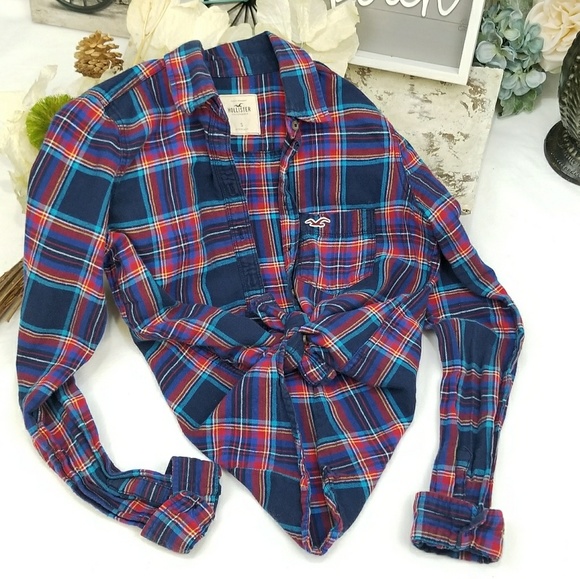 ⭐CHRISTMAS SALE⭐HOLLISTER PLAID LONG SLEEVE TOP SIZE SMALL - Picture 2 of 4
